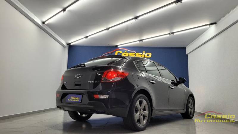 Gm  Chevrolet CRUZE LTZ 1.8 HB AT - 2012