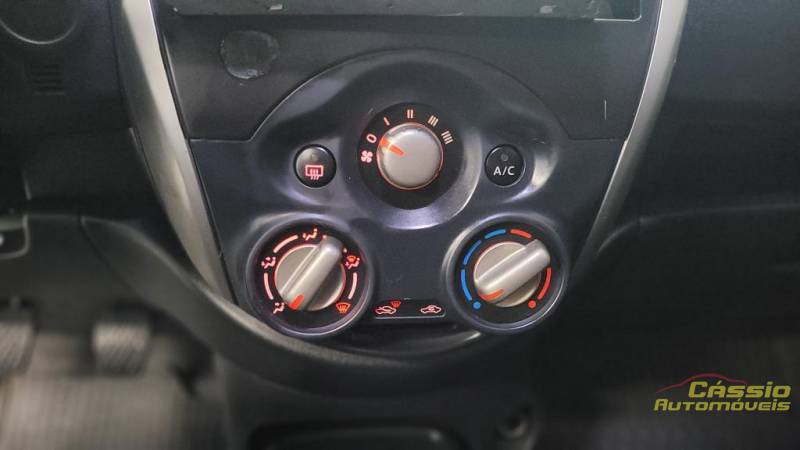 Nissan MARCH 1.0 MT - 2016