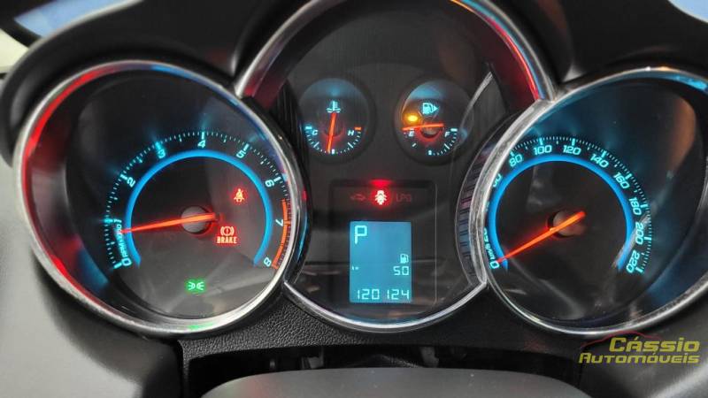 Gm  Chevrolet CRUZE LTZ 1.8 HB AT - 2012