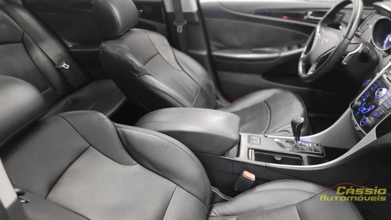 Hyundai SONATA GLS  2.4 - 2012