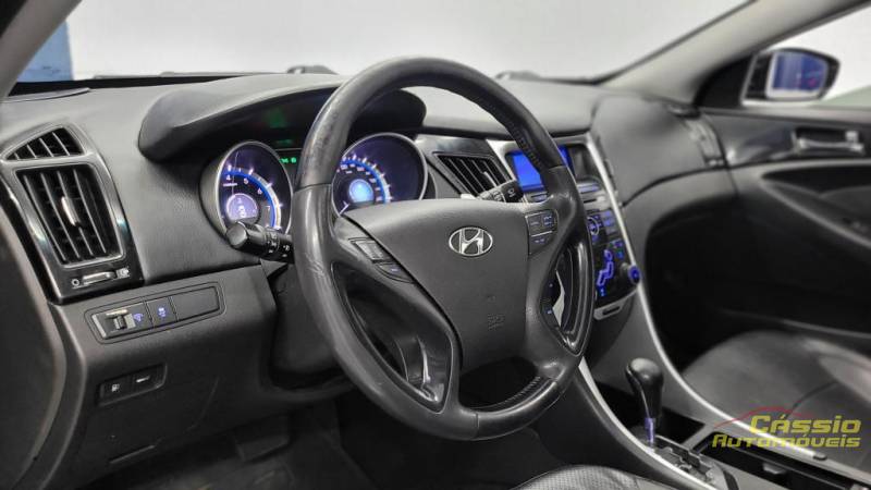 Hyundai SONATA GLS  2.4 - 2012