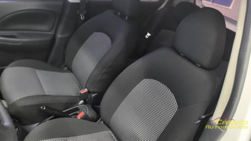 Nissan MARCH 1.0 MT - 2016
