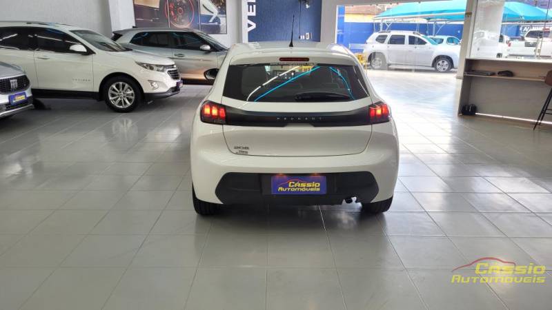 Peugeot 208 LIKE 1.0 MT.  - 2024