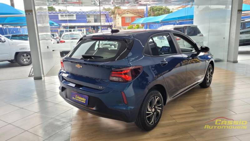 Gm  Chevrolet ONIX  1.0 10MT LT2 - 2024