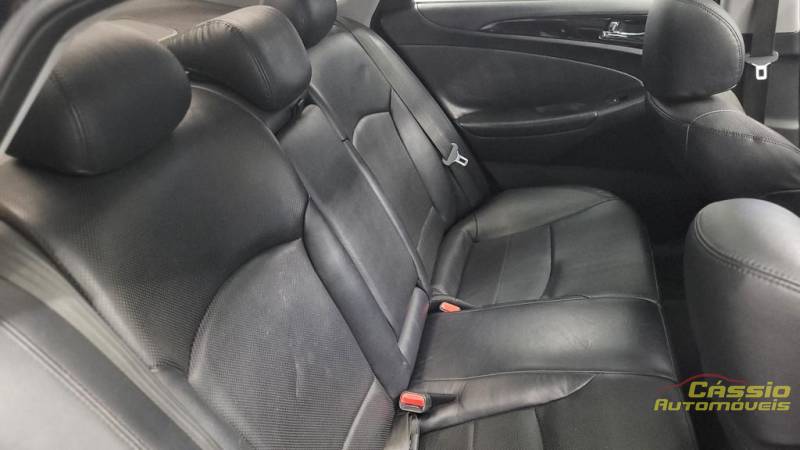 Hyundai SONATA GLS  2.4 - 2012
