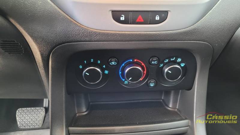 Ford KA SE PLUS AT 1.5 SDC - 2020