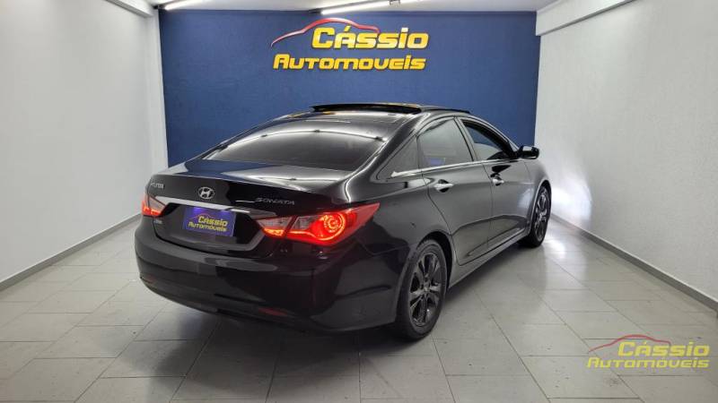 Hyundai SONATA GLS  2.4 - 2012