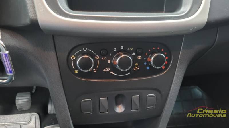 Renault SANDERO 1.0 AUTHENTIQUE - 2016
