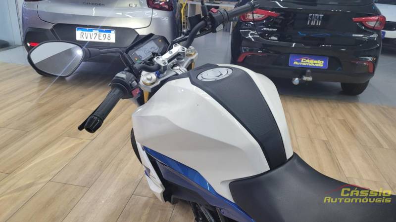 Bmw G310 R  - 2021