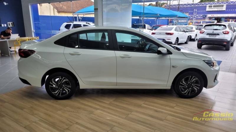 Gm  Chevrolet ONIX PLUS 10MT LT2 - 2024