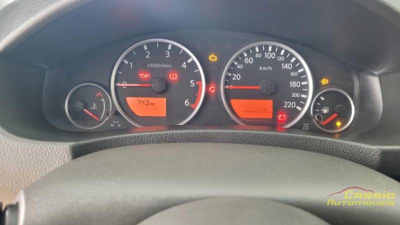 Nissan FRONTIER S CD 4x2 2.5 TB DIESEL - 2014