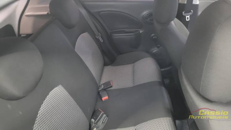 Nissan MARCH 1.0 MT - 2016