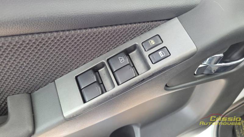 Nissan FRONTIER S CD 4x2 2.5 TB DIESEL - 2014